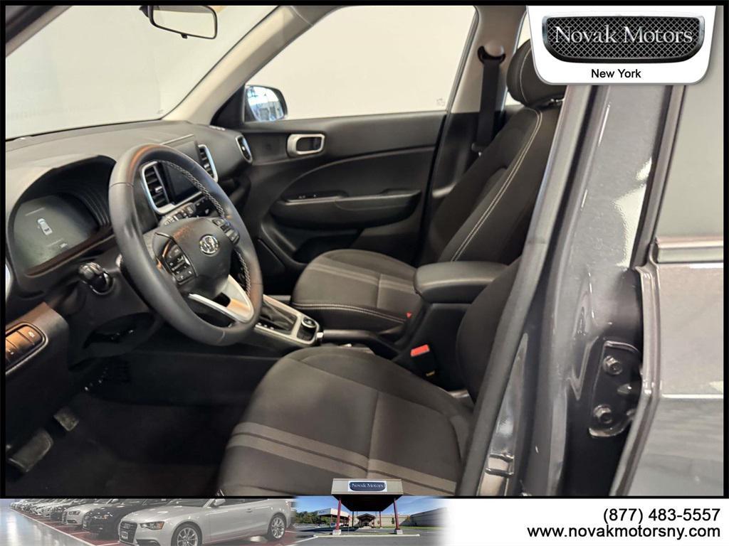 used 2025 Hyundai Venue car, priced at $21,295