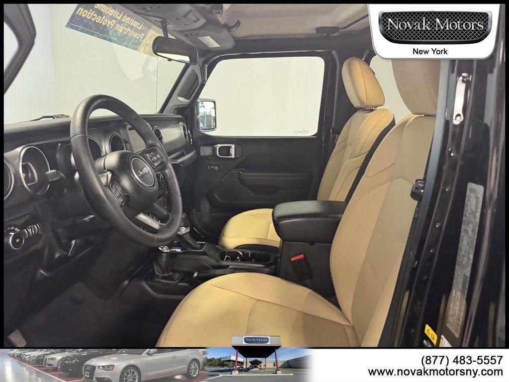 used 2022 Jeep Wrangler Unlimited car, priced at $28,995