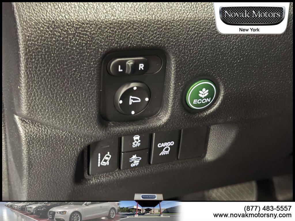 used 2025 Honda Ridgeline car, priced at $34,399