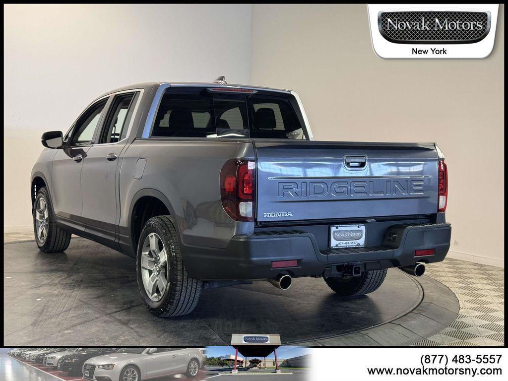 used 2025 Honda Ridgeline car, priced at $34,399