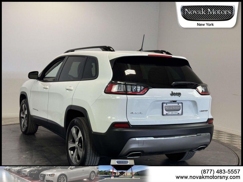 used 2022 Jeep Cherokee car, priced at $25,895