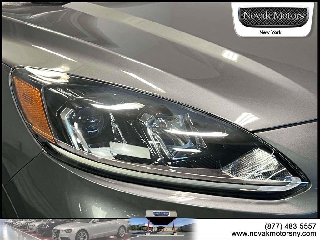 used 2022 Ford Escape car, priced at $25,090