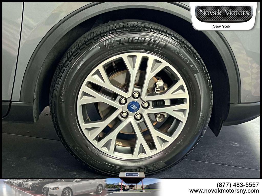 used 2022 Ford Escape car, priced at $23,595