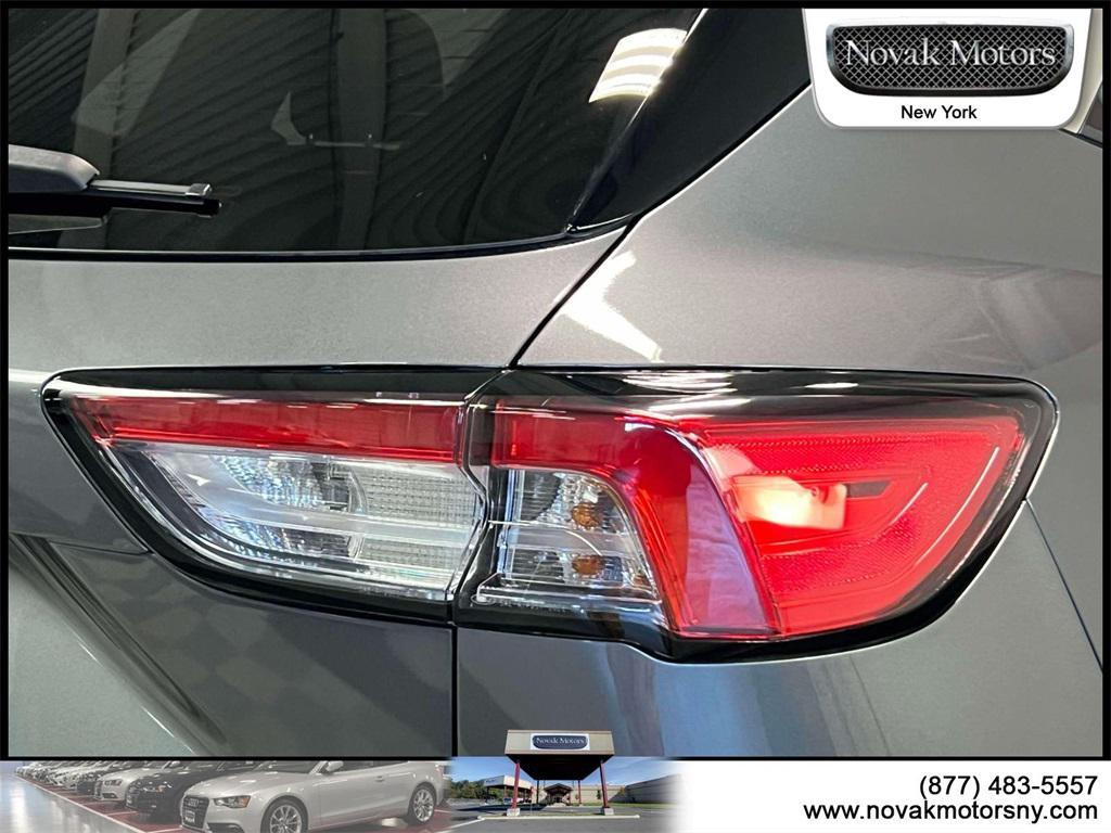 used 2022 Ford Escape car, priced at $25,090