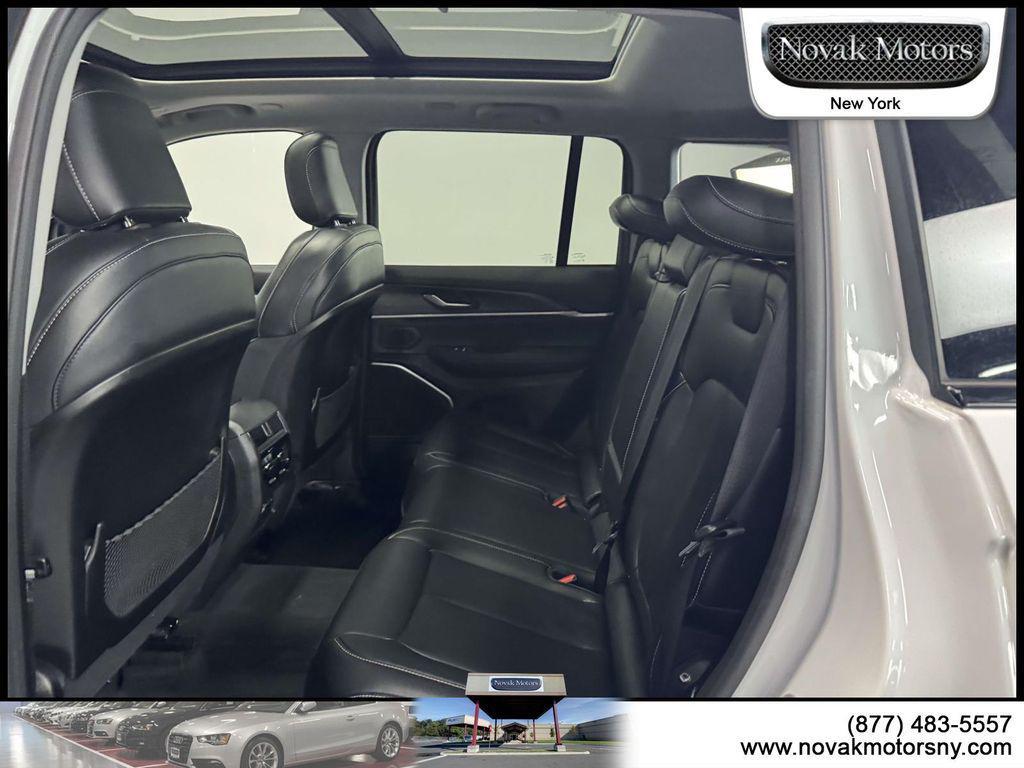 used 2022 Jeep Grand Cherokee car, priced at $32,595