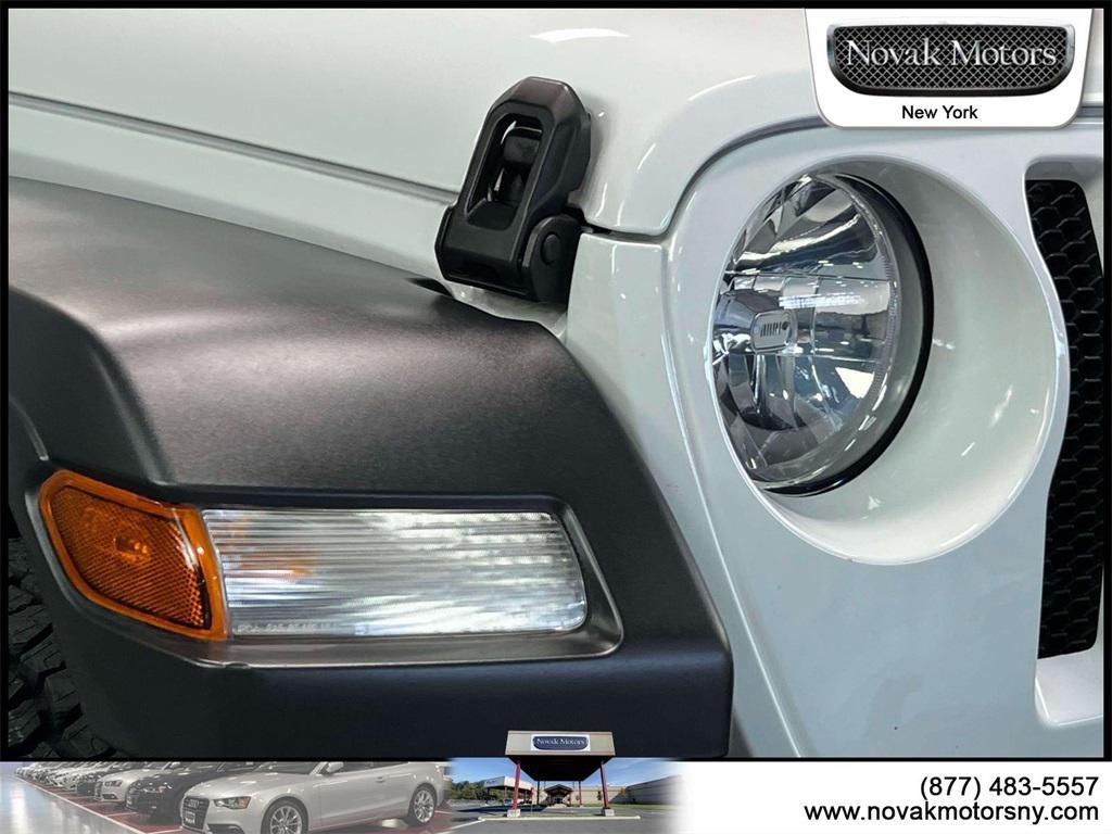 used 2021 Jeep Wrangler Unlimited car, priced at $28,490