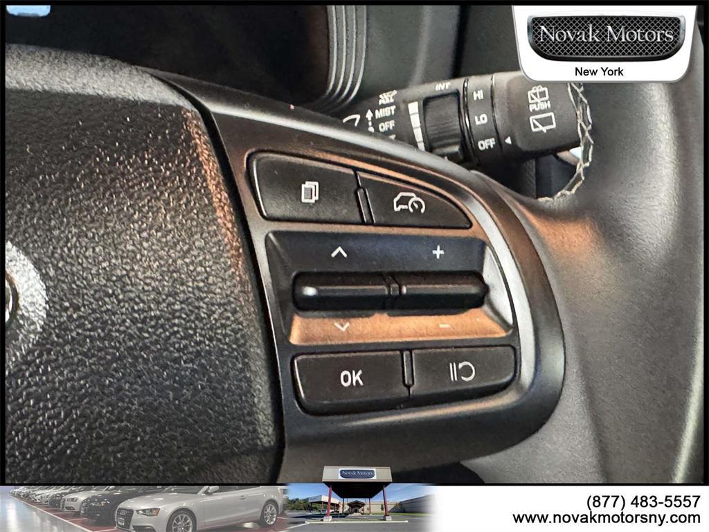 used 2025 Hyundai Venue car, priced at $21,595