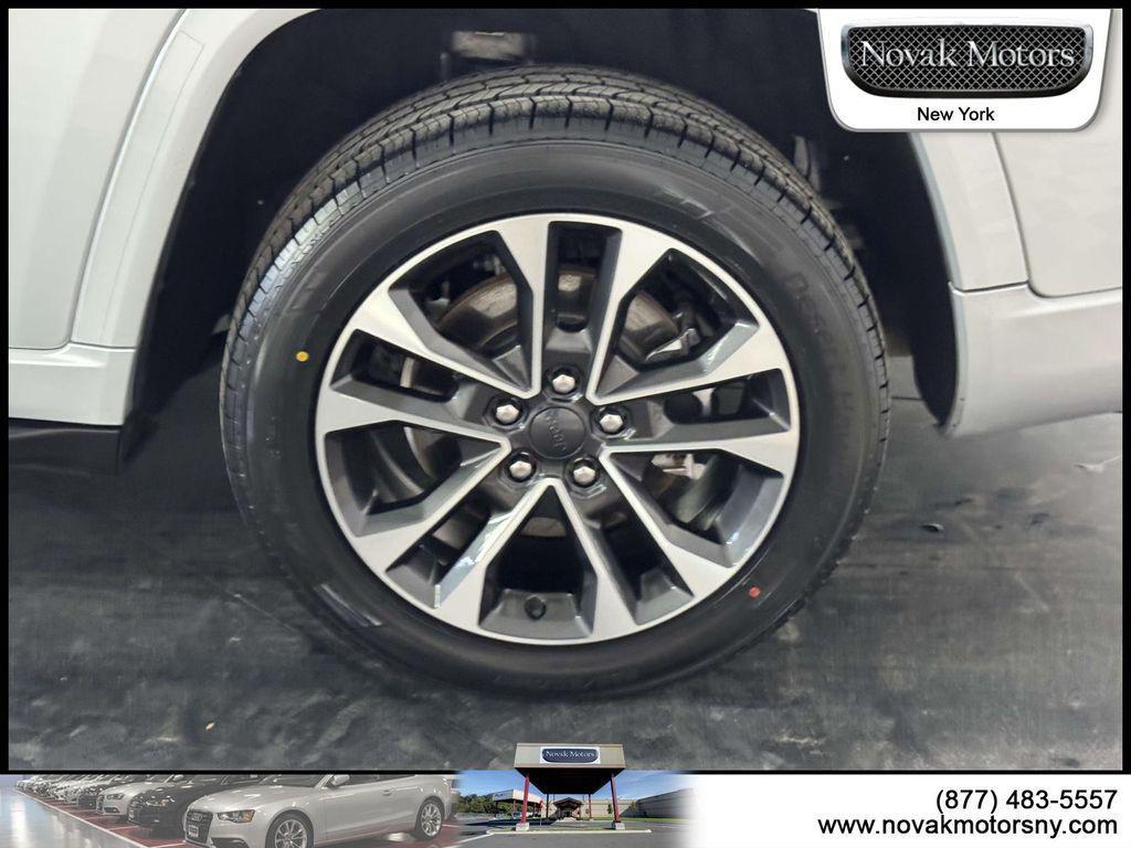 used 2021 Jeep Grand Cherokee L car, priced at $33,195