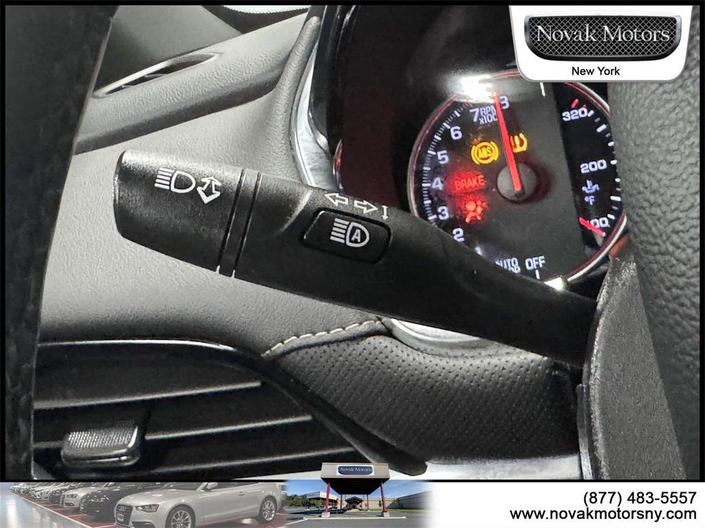 used 2023 Chevrolet Traverse car, priced at $35,597