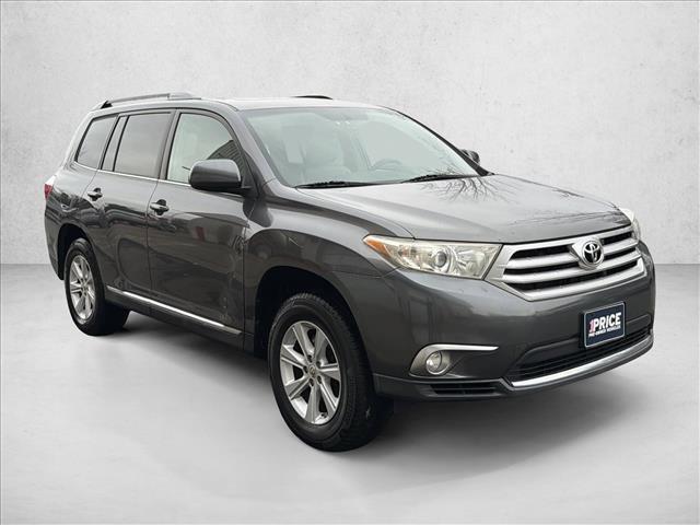 used 2011 Toyota Highlander car, priced at $11,887