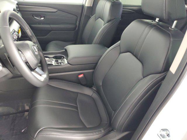 new 2026 Honda Pilot car, priced at $54,245