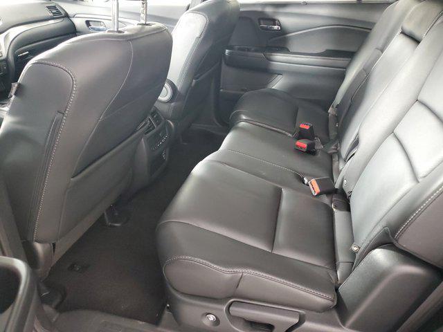 used 2022 Honda Pilot car, priced at $28,853