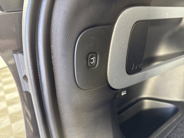 used 2015 Jeep Cherokee car, priced at $13,500