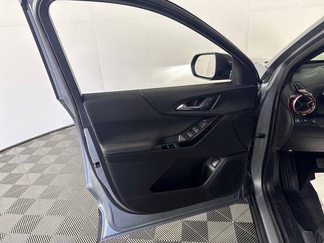 used 2025 Chevrolet Equinox car, priced at $28,892