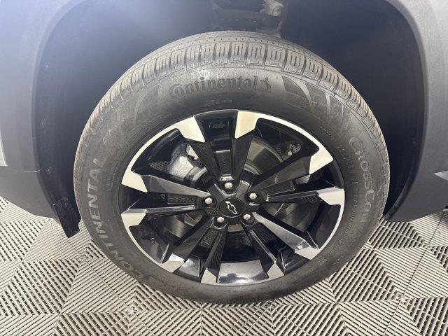 used 2025 Chevrolet Equinox car, priced at $28,892