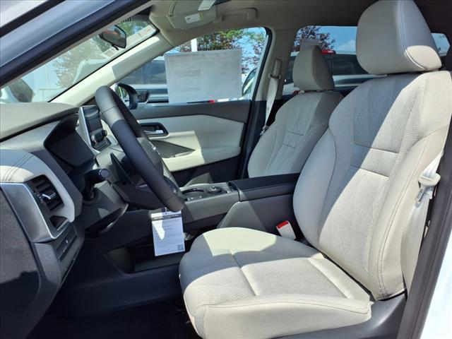 new 2025 Nissan Rogue car, priced at $28,432