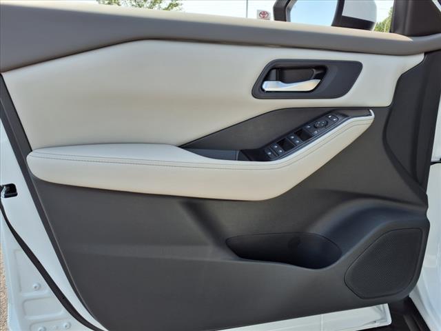 new 2025 Nissan Rogue car, priced at $28,432