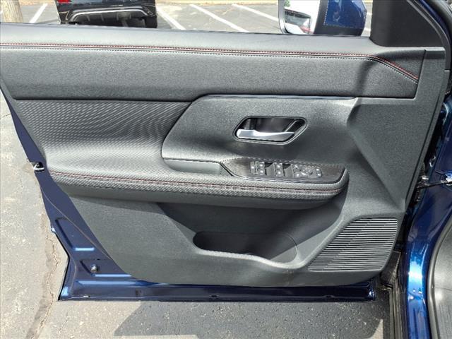 new 2025 Nissan Kicks car, priced at $26,752