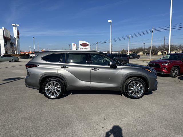 used 2026 Toyota Highlander Hybrid car, priced at $53,833