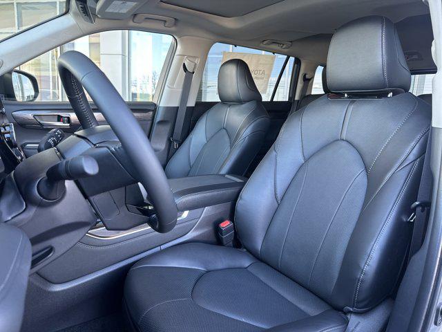 used 2026 Toyota Highlander Hybrid car, priced at $53,833