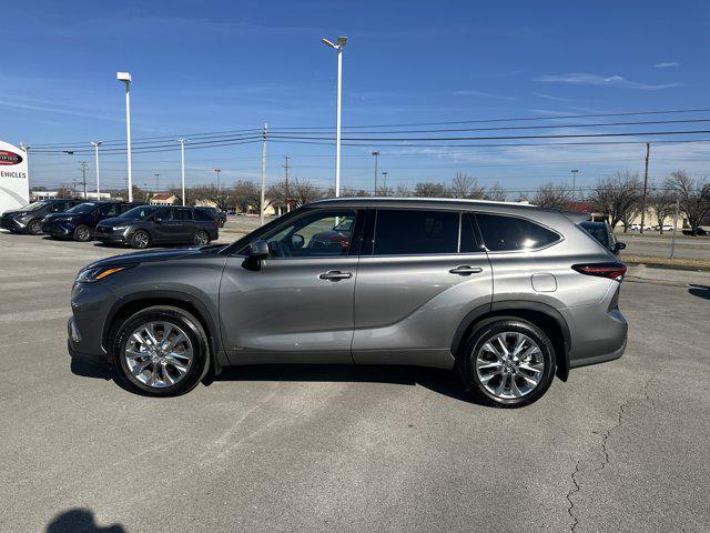 used 2026 Toyota Highlander Hybrid car, priced at $53,833