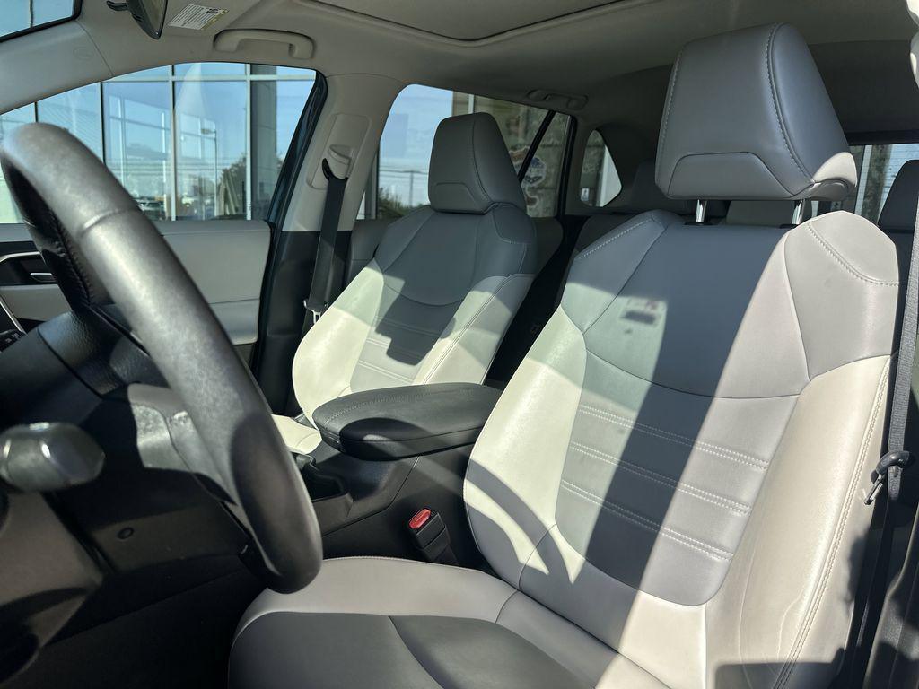 used 2020 Toyota RAV4 car, priced at $28,399