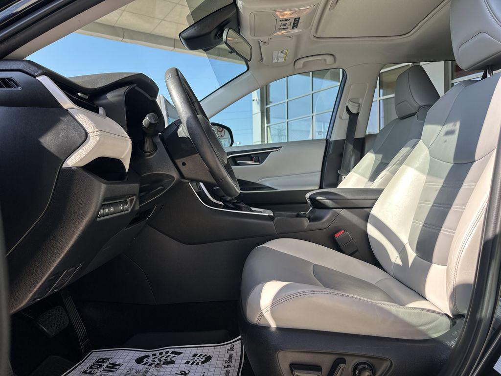 used 2020 Toyota RAV4 car, priced at $28,399