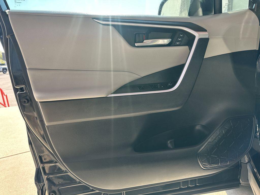 used 2020 Toyota RAV4 car, priced at $28,399