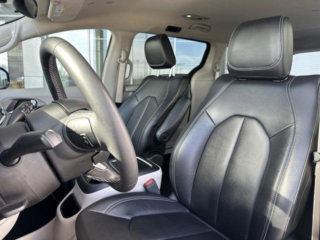 used 2024 Chrysler Pacifica car, priced at $31,900