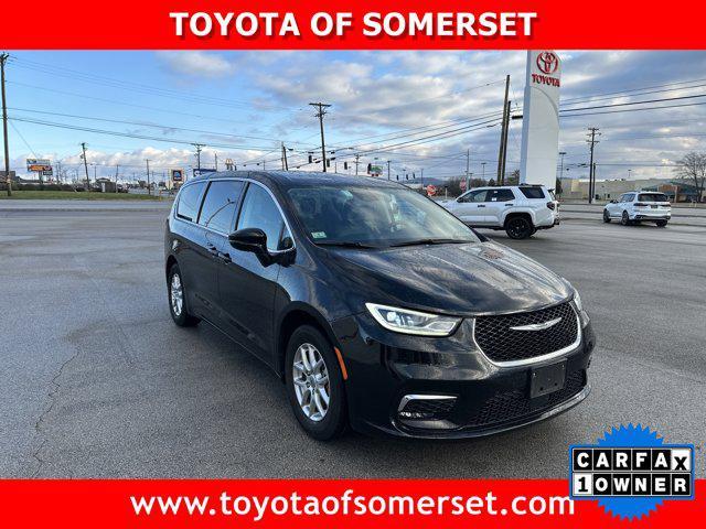 used 2024 Chrysler Pacifica car, priced at $31,900