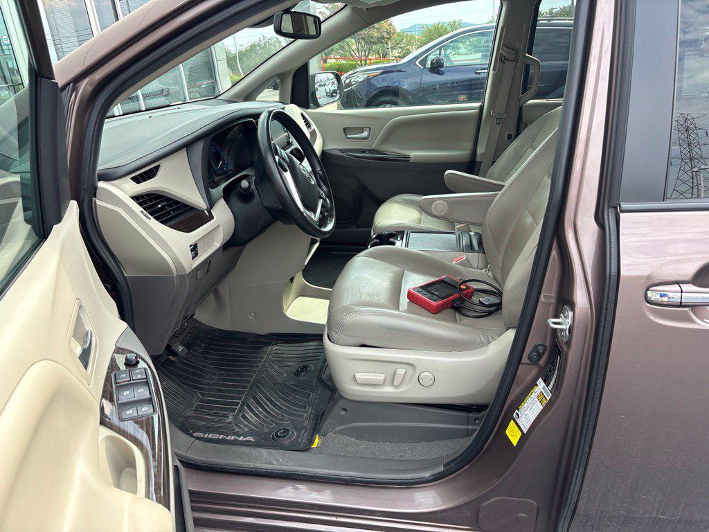 used 2020 Toyota Sienna car, priced at $30,399