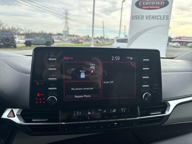 used 2024 Toyota Sienna car, priced at $40,800