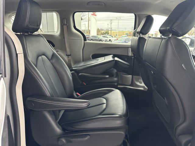 used 2023 Chrysler Pacifica Hybrid car, priced at $28,900