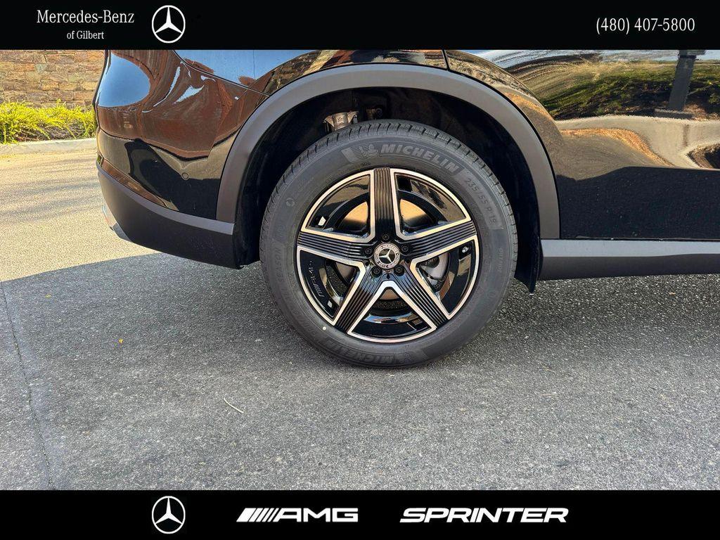 new 2026 Mercedes-Benz GLC 300 car, priced at $54,724
