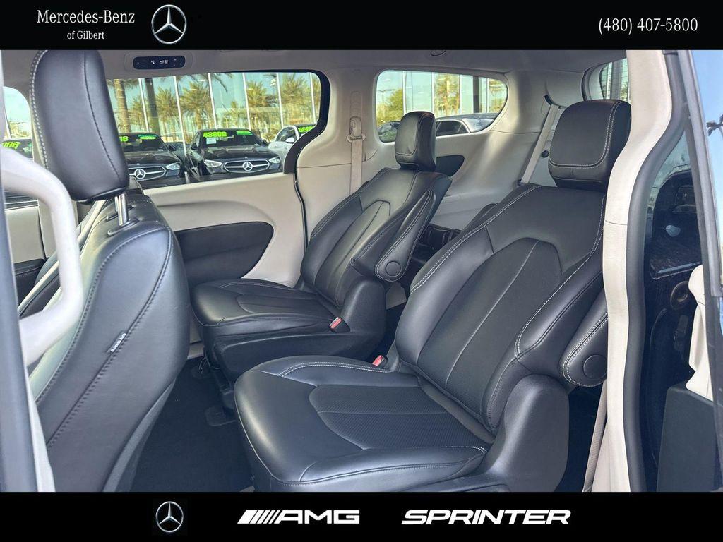 used 2024 Chrysler Pacifica Hybrid car, priced at $28,495