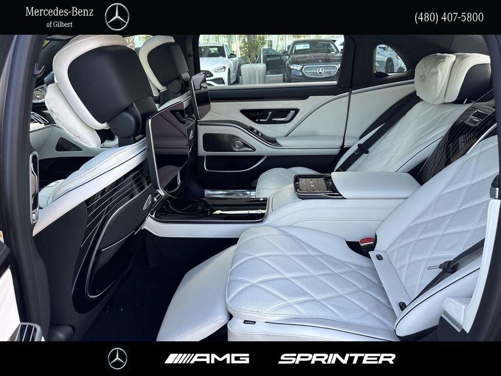new 2026 Mercedes-Benz Maybach S 580 car, priced at $236,450