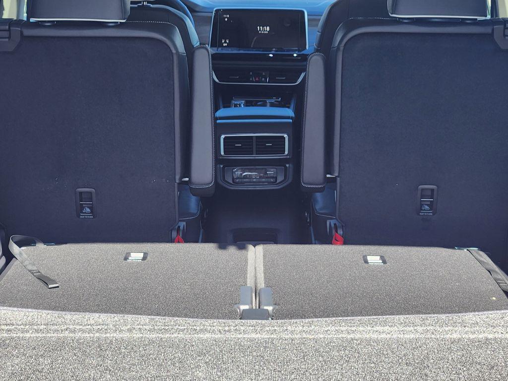 new 2026 Volkswagen Atlas car, priced at $56,570