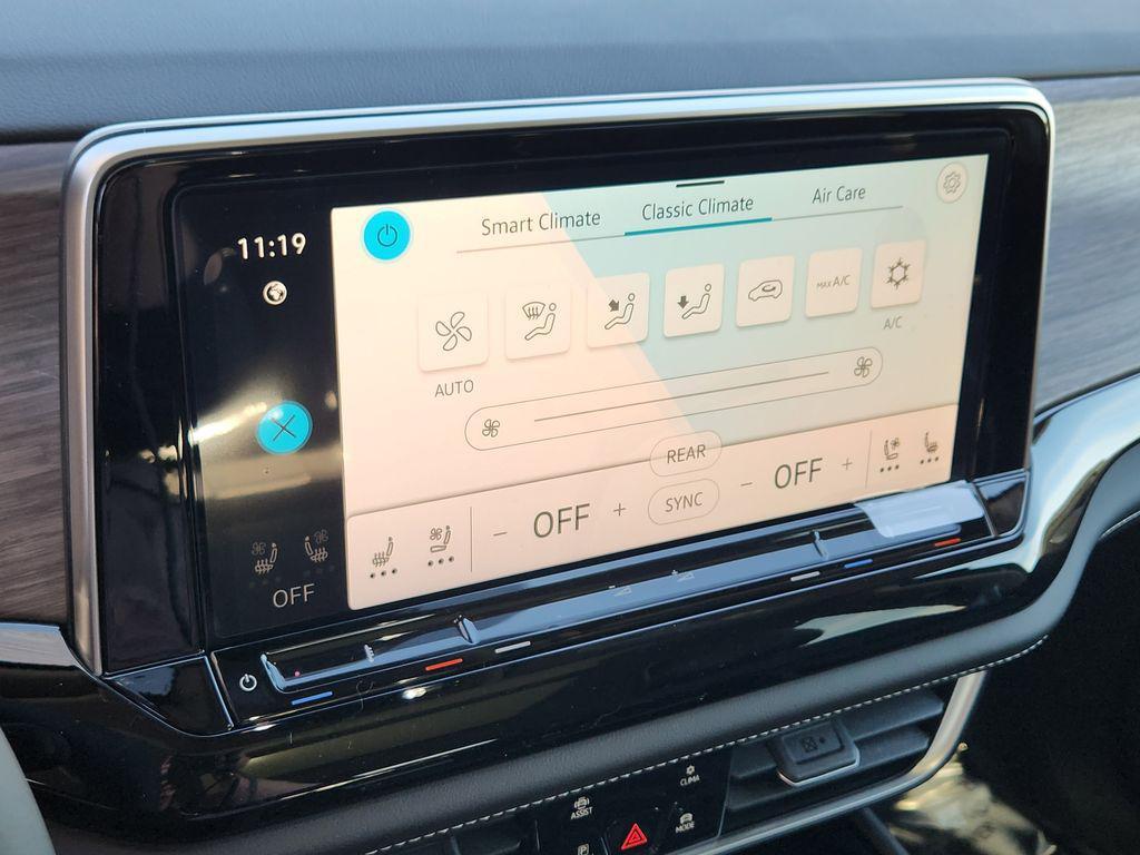 new 2026 Volkswagen Atlas car, priced at $56,570