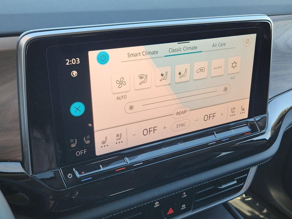 new 2026 Volkswagen Atlas car, priced at $42,558