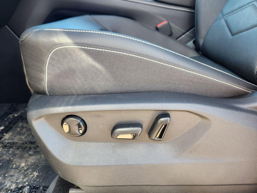 new 2026 Volkswagen Atlas car, priced at $42,558