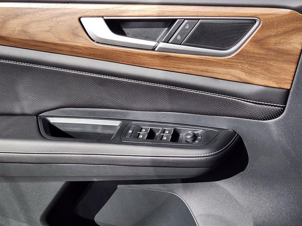 new 2026 Volkswagen Atlas car, priced at $42,558