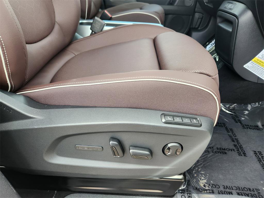 new 2025 Volkswagen ID. Buzz car, priced at $55,644