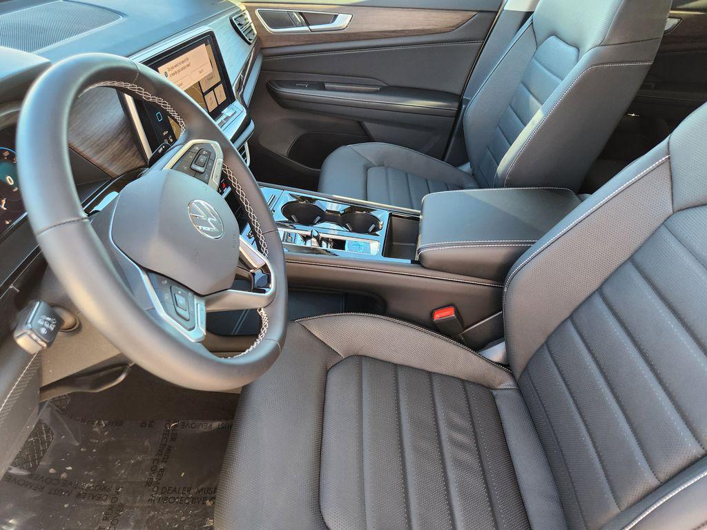 new 2026 Volkswagen Atlas car, priced at $51,206