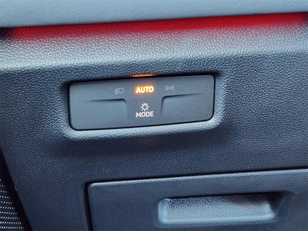 new 2026 Volkswagen Tiguan car, priced at $38,385