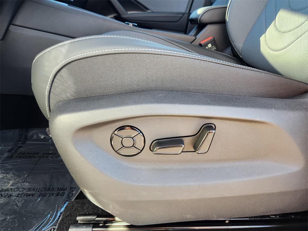 new 2026 Volkswagen Tiguan car, priced at $38,385