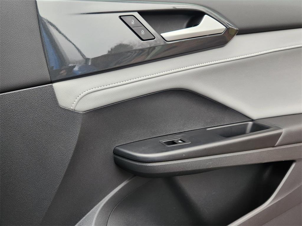 used 2022 Volkswagen Taos car, priced at $22,549