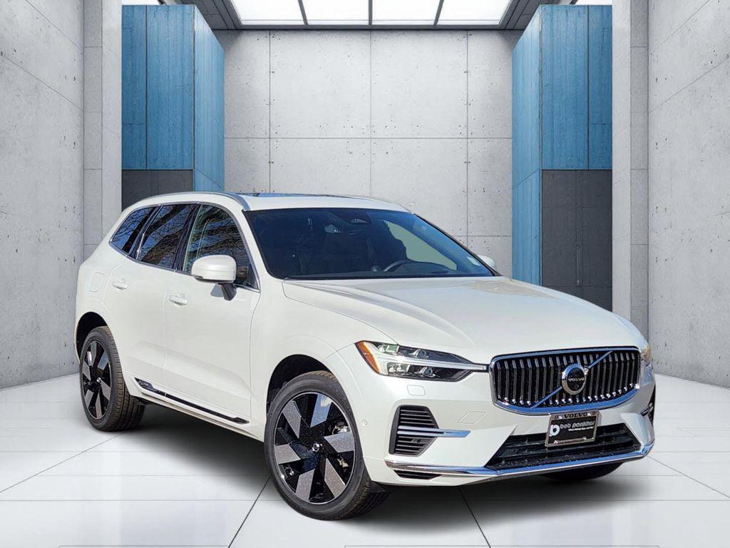 used 2023 Volvo XC60 Recharge Plug-In Hybrid car, priced at $45,797