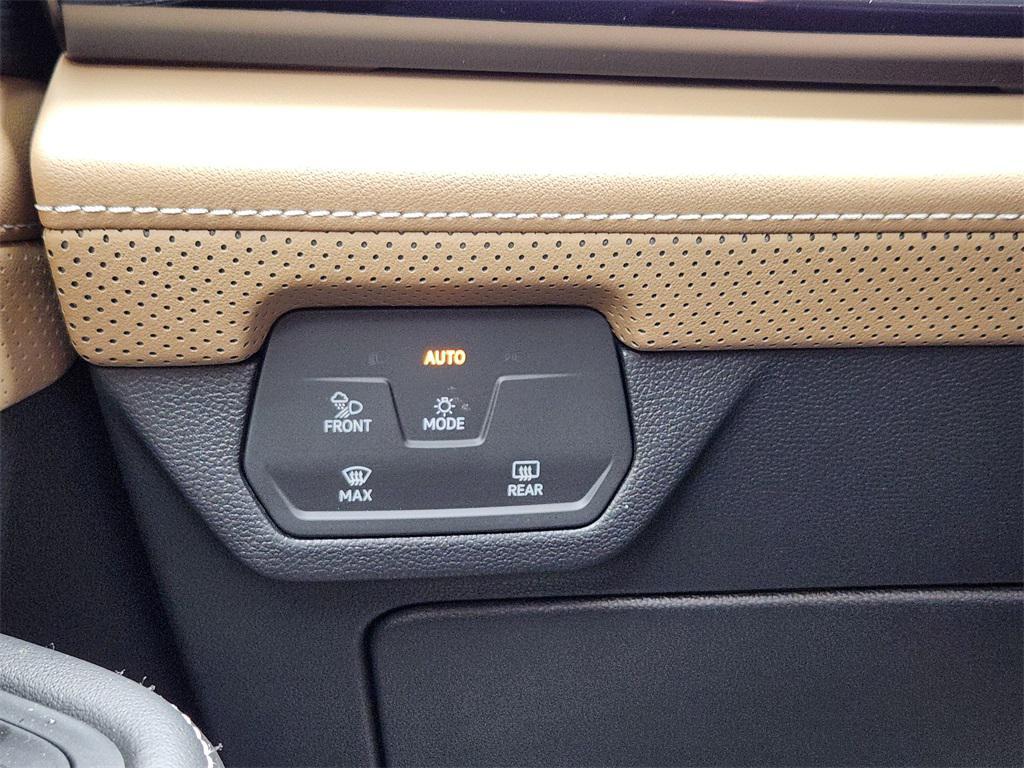 new 2026 Volkswagen Atlas Cross Sport car, priced at $41,521