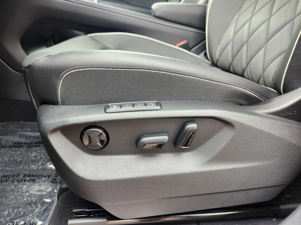 new 2026 Volkswagen Atlas car, priced at $56,084