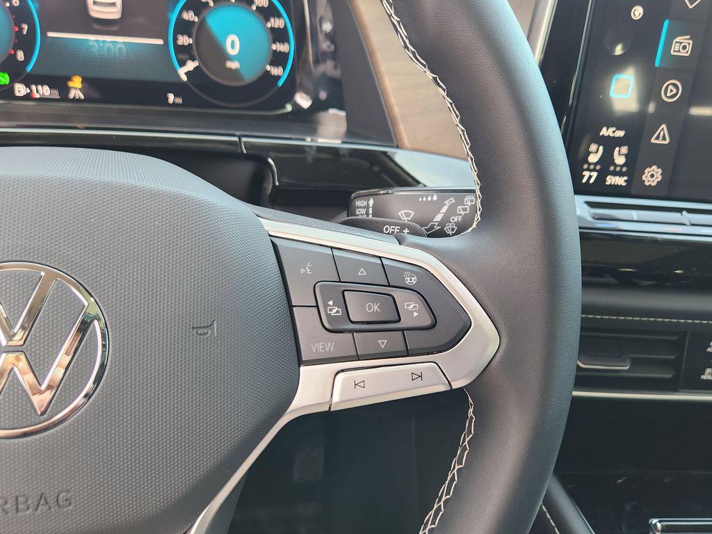 new 2026 Volkswagen Atlas car, priced at $48,482